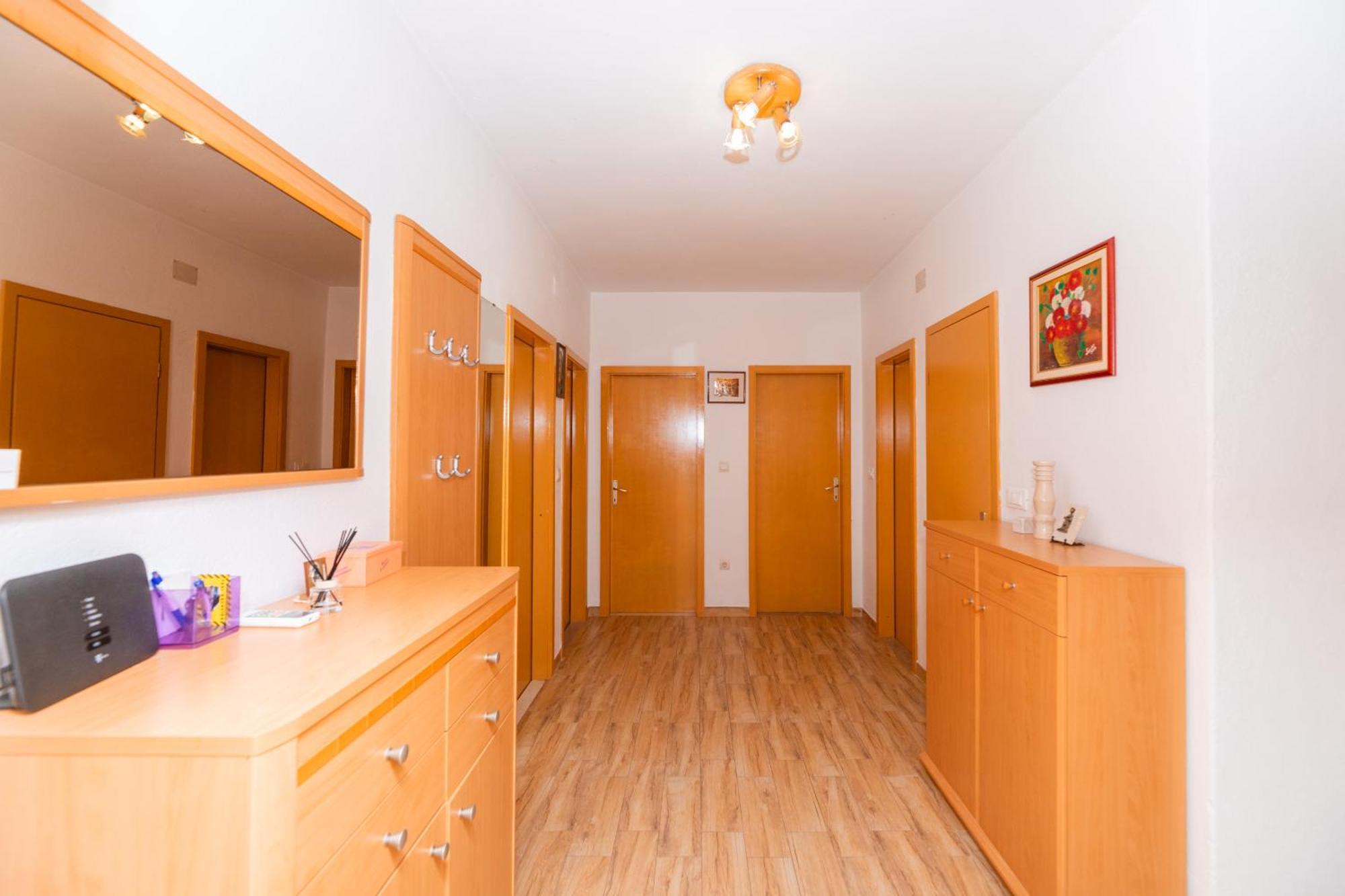 Apartments Martic Supetar Exterior foto